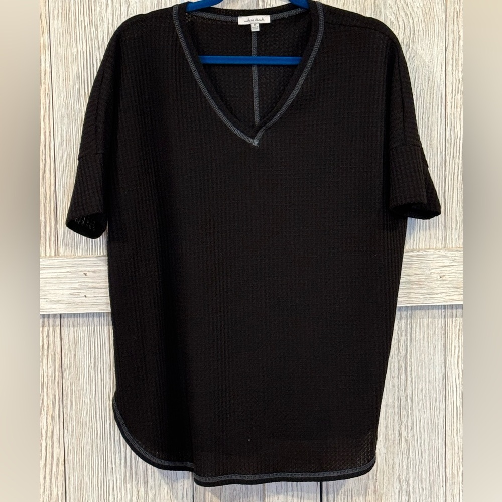 White Birch Black V-Neck Short Sleeve Top